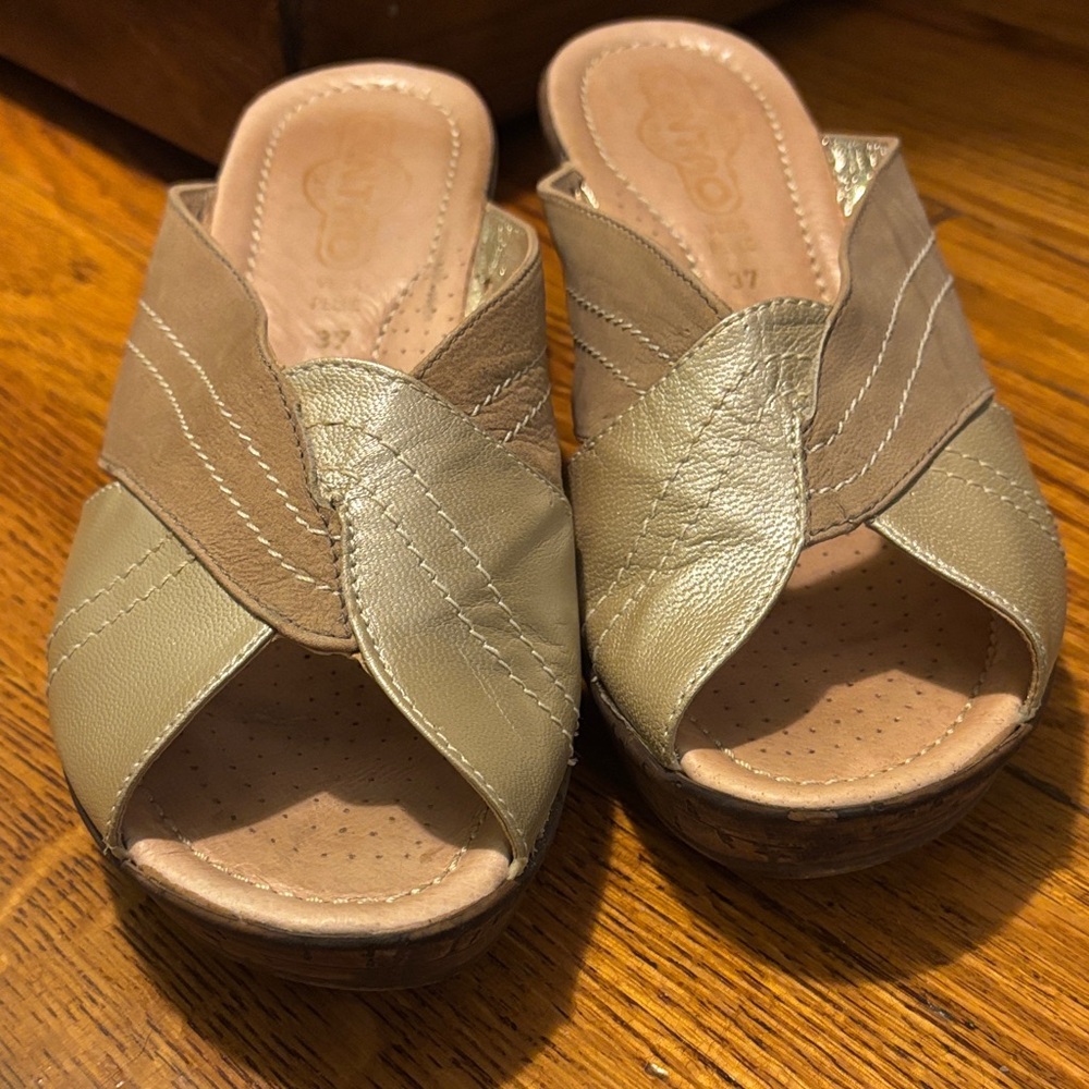 Italian Women's Tan Leather Sandals